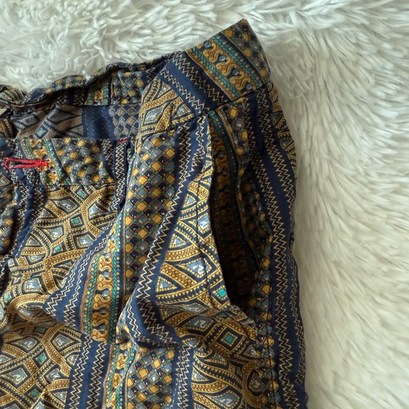 Ganesh Patterned Shorts - Picture 5 of 8